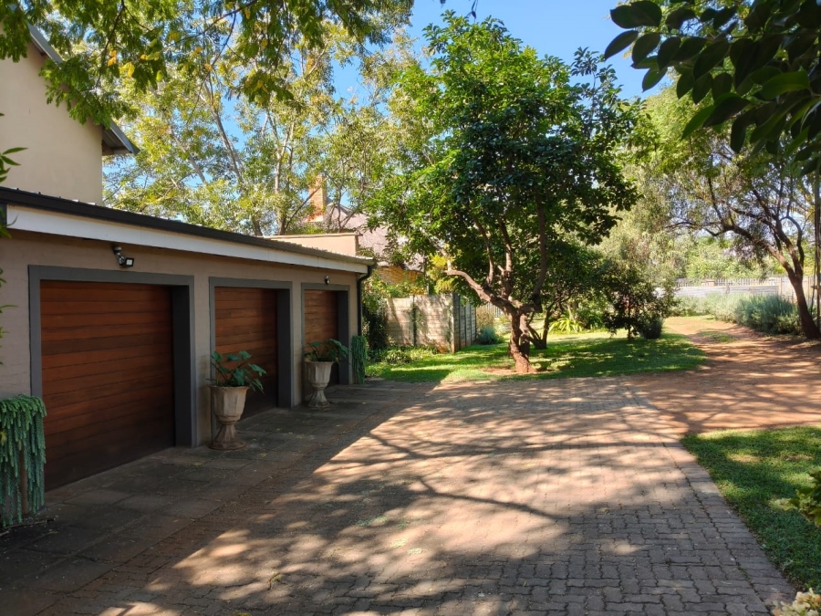 4 Bedroom Property for Sale in Waterkloof A H North West